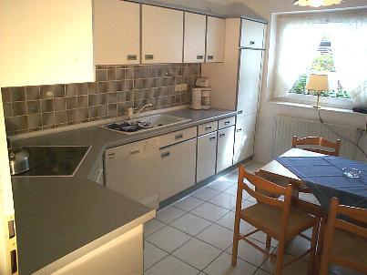 app4wohnzimmer.JPG (19917 Byte)